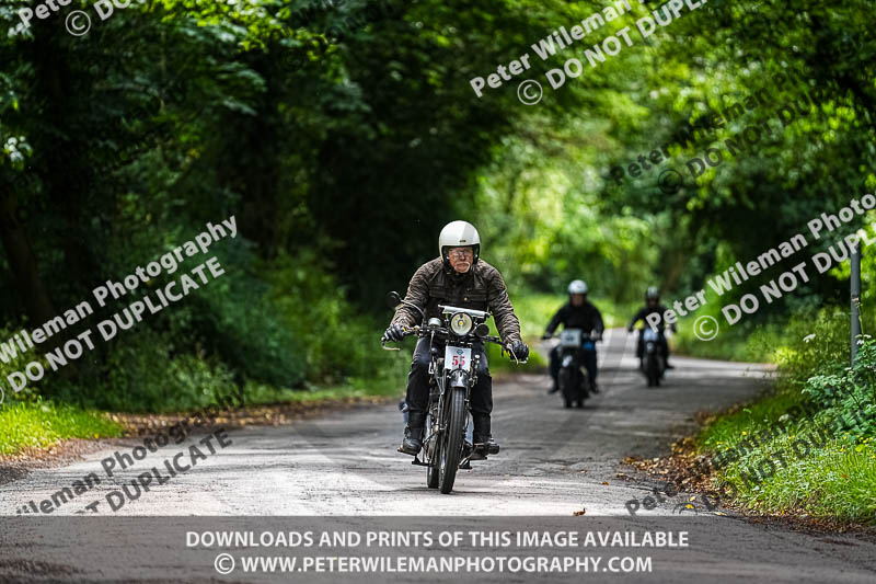 Vintage motorcycle club;eventdigitalimages;no limits trackdays;peter wileman photography;vintage motocycles;vmcc banbury run photographs